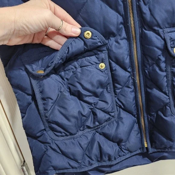 Woolrich Women's Quilted Down Puffer Vest L Navy Zip Front Gold Snaps Pockets - Picture 6 of 13